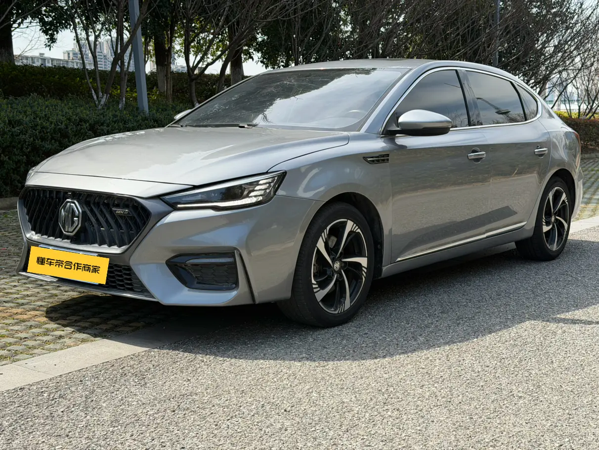 MG 6  из Китая