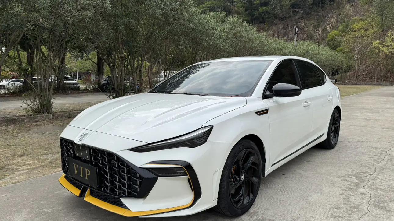 MG 6  из Китая