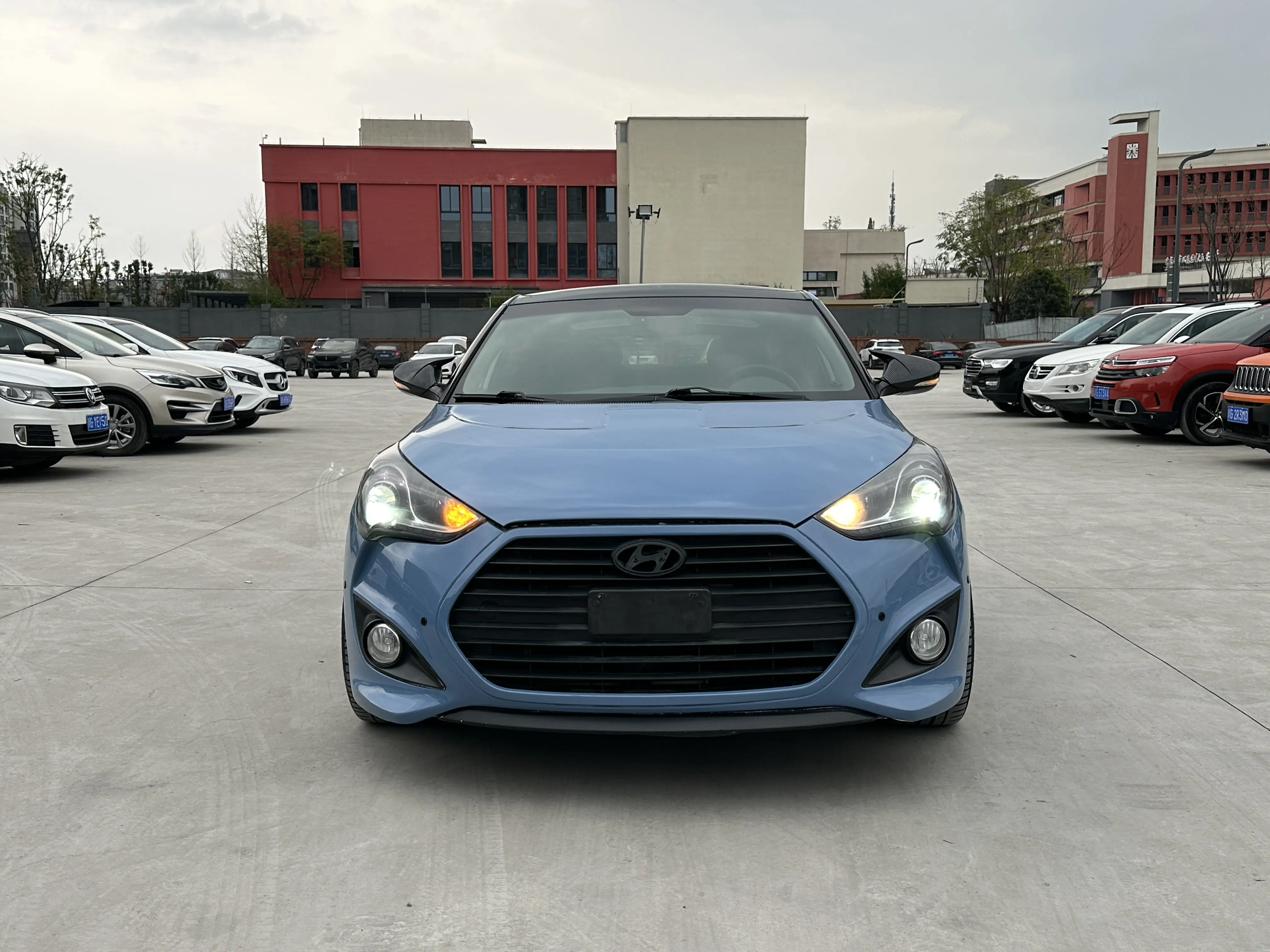 Hyundai Veloster  из Китая