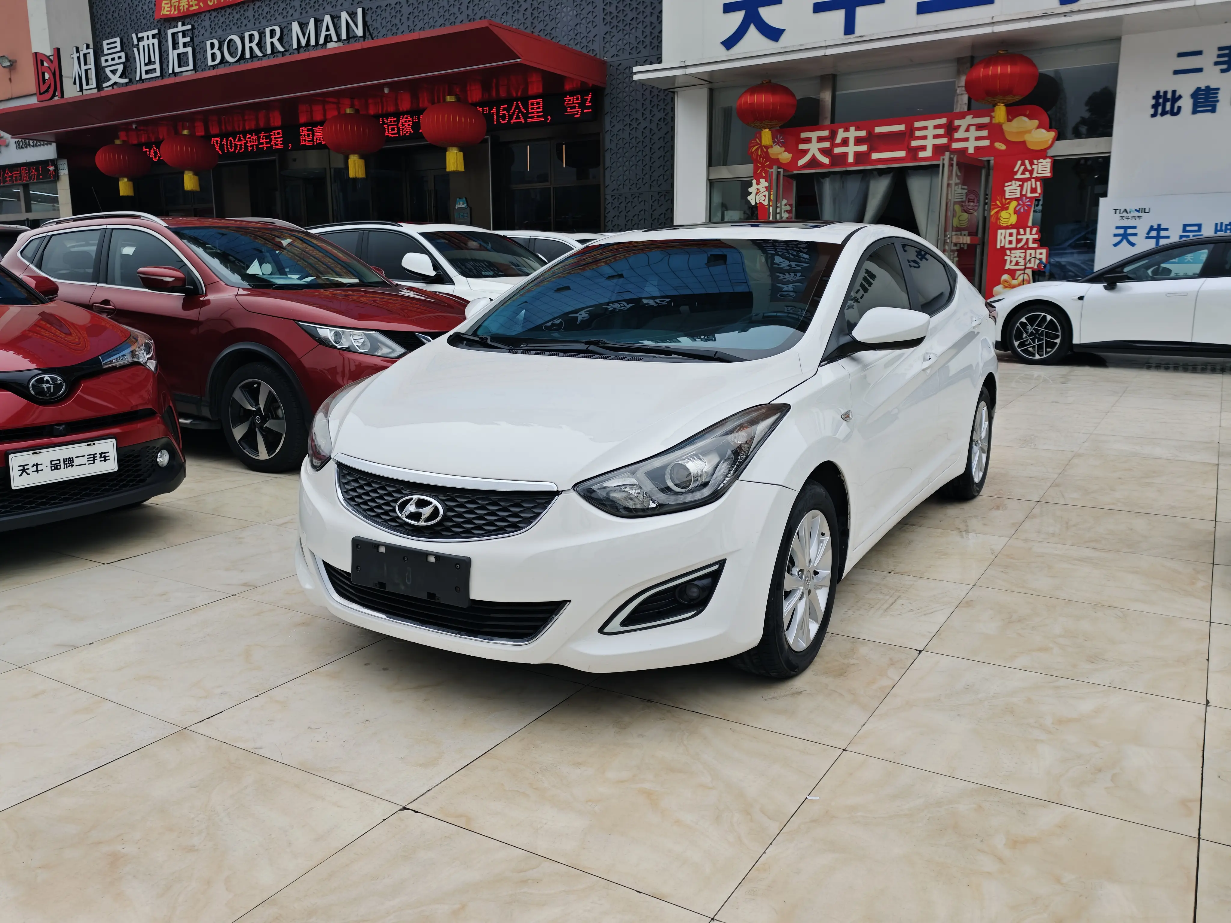 Hyundai Elantra  из Китая