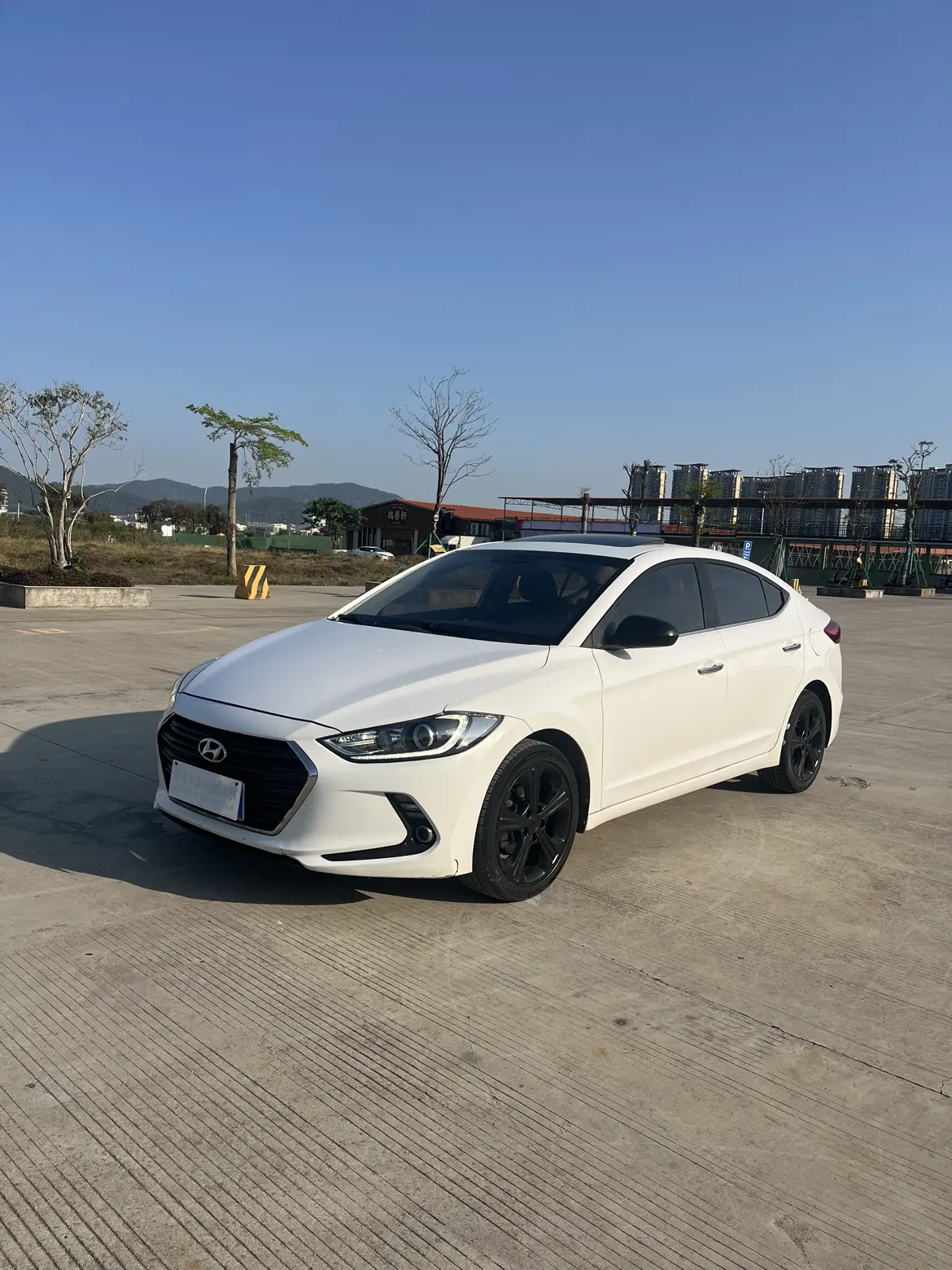 Hyundai Lead