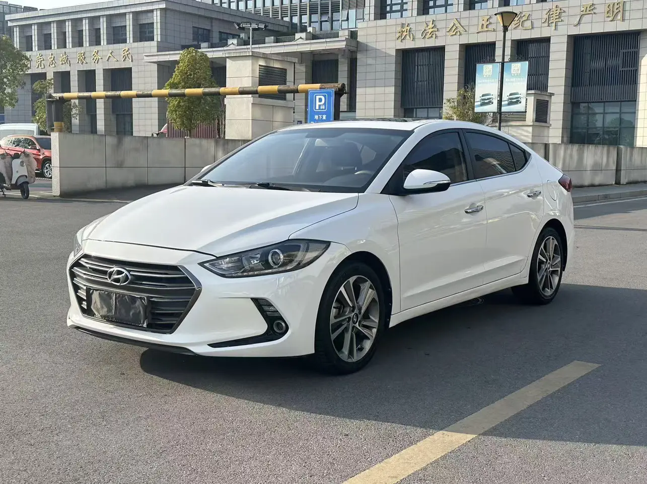 Hyundai Lead