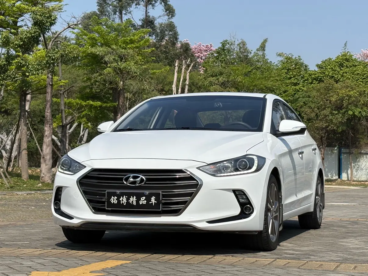 Hyundai Lead
