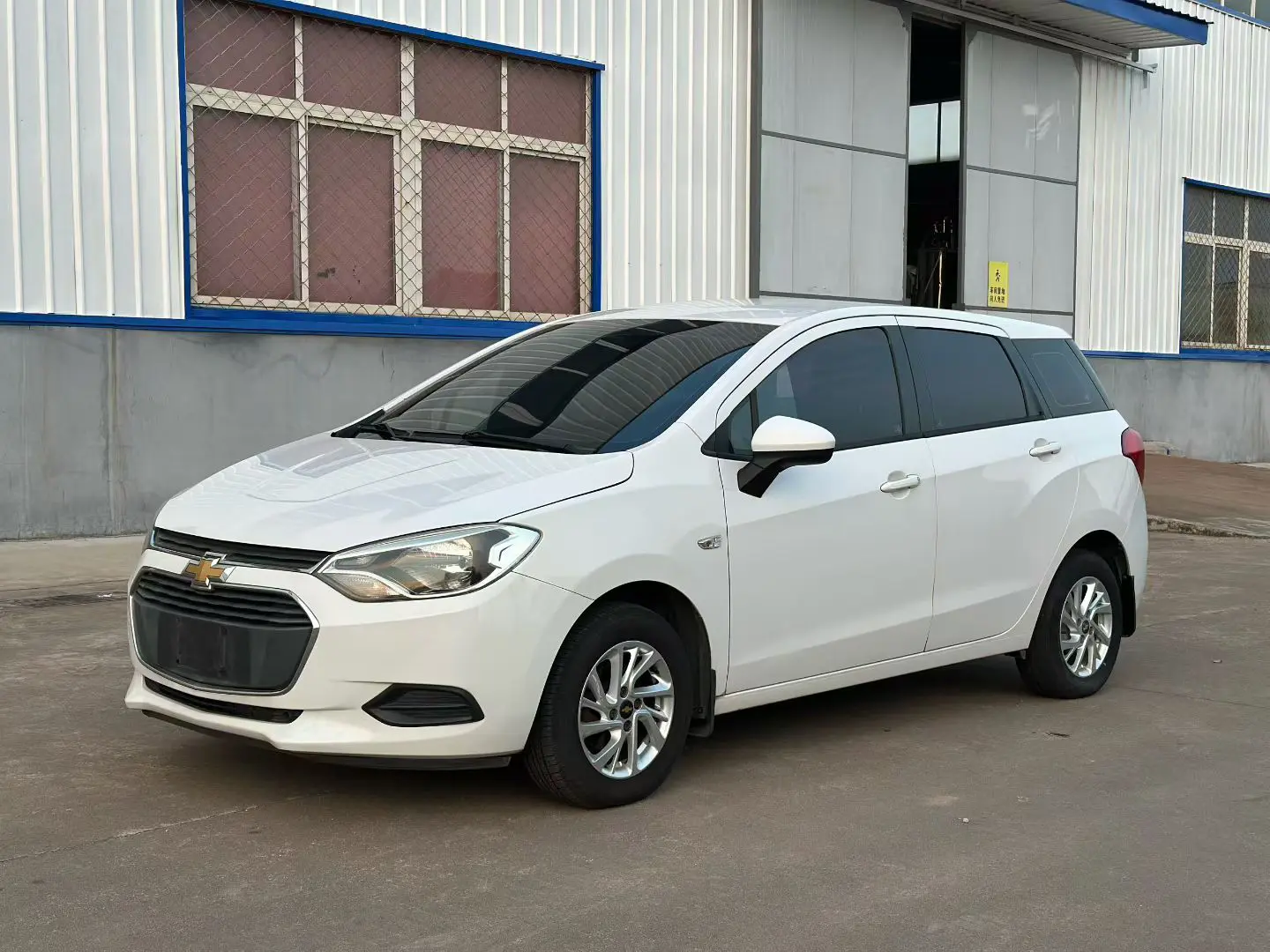 Chevrolet Lova RV  из Китая