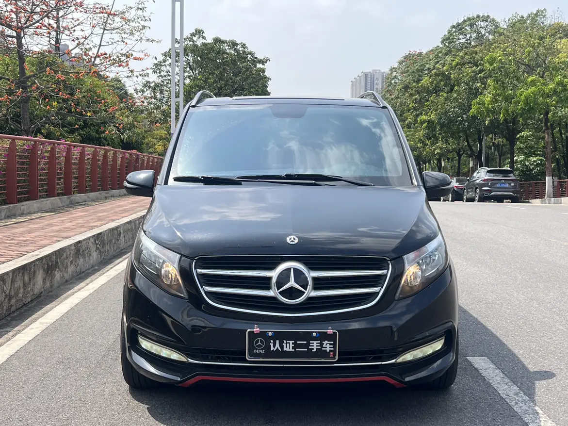 Mercedes-Benz V-Class  из Китая