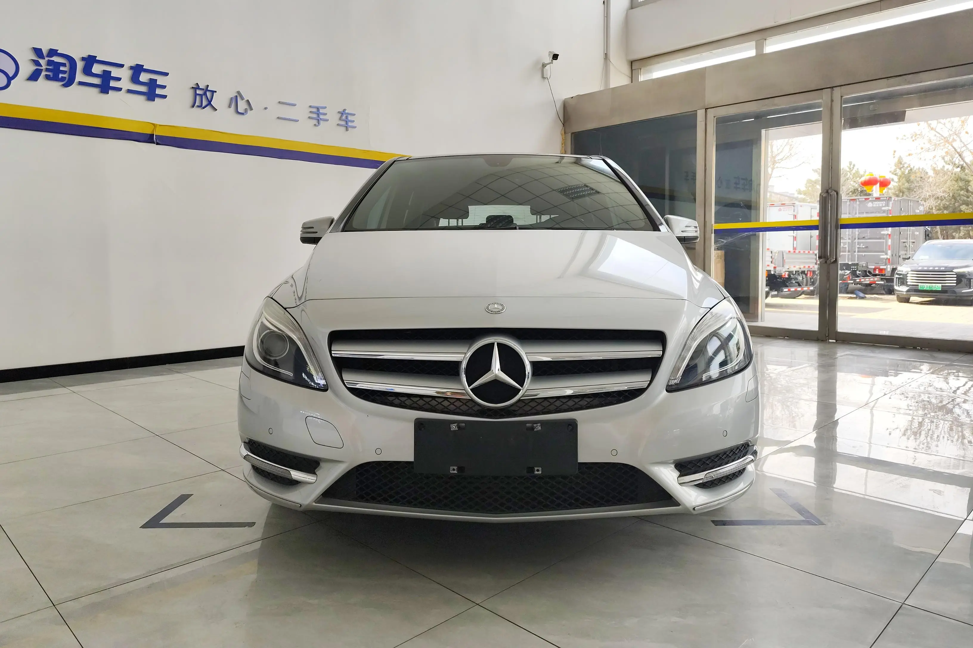 Mercedes-Benz Mercedes Benz B Class  из Китая
