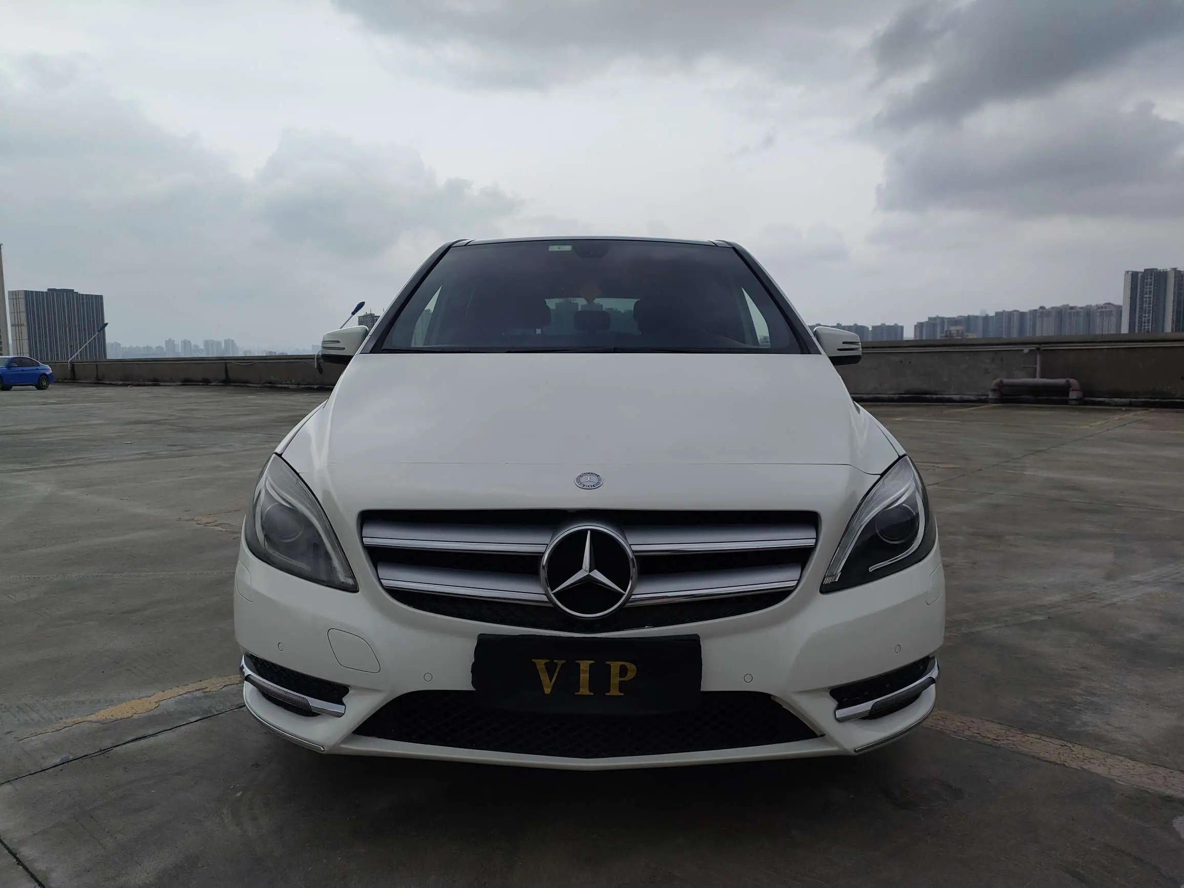 Mercedes-Benz Mercedes Benz B Class  из Китая