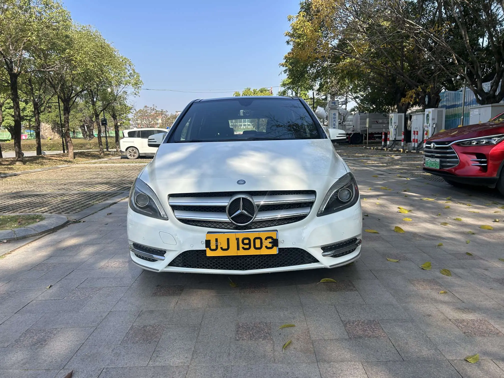 Mercedes-Benz Mercedes Benz B Class  из Китая