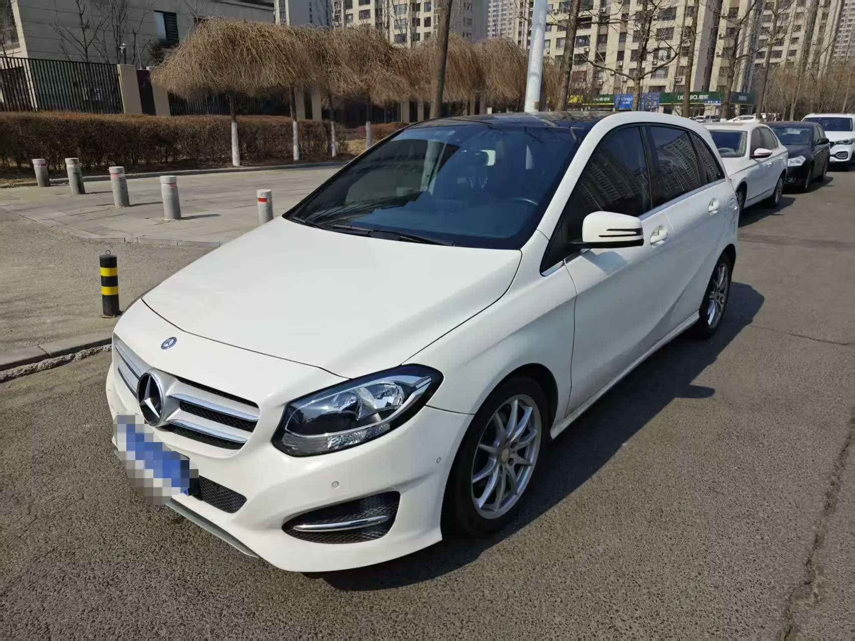 Mercedes-Benz Mercedes Benz B Class  из Китая