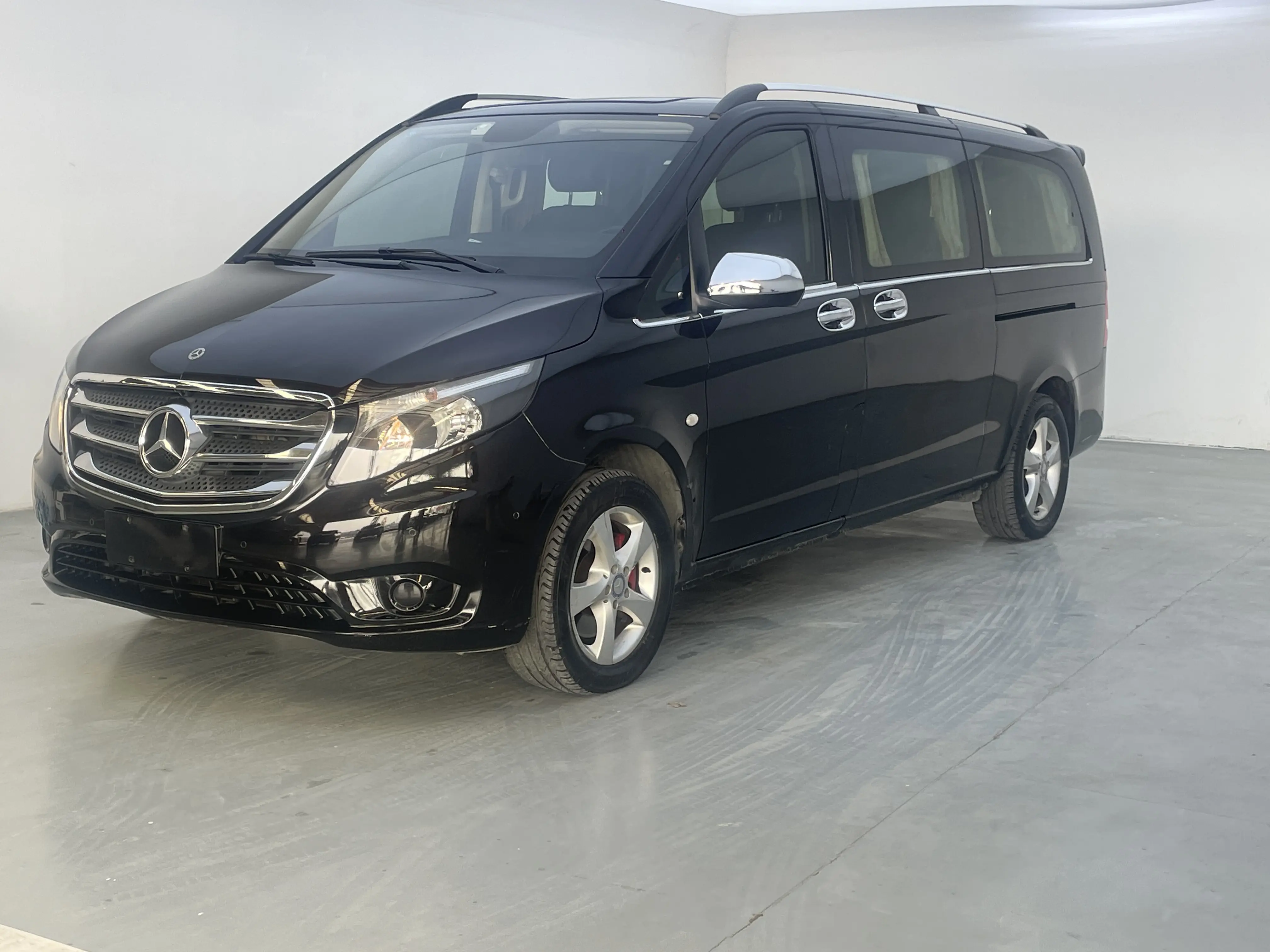 Mercedes-Benz Vito  из Китая