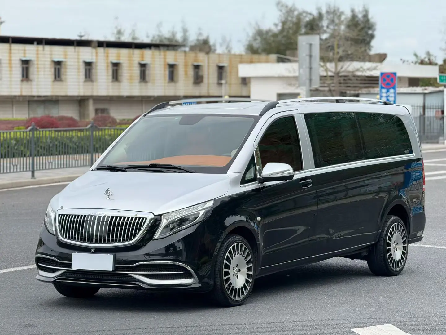 Mercedes-Benz Vito  из Китая