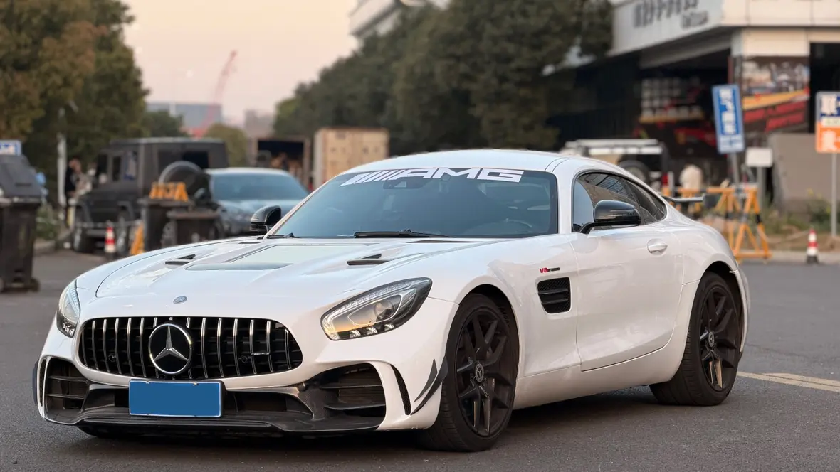 Mercedes-Benz AMG GT