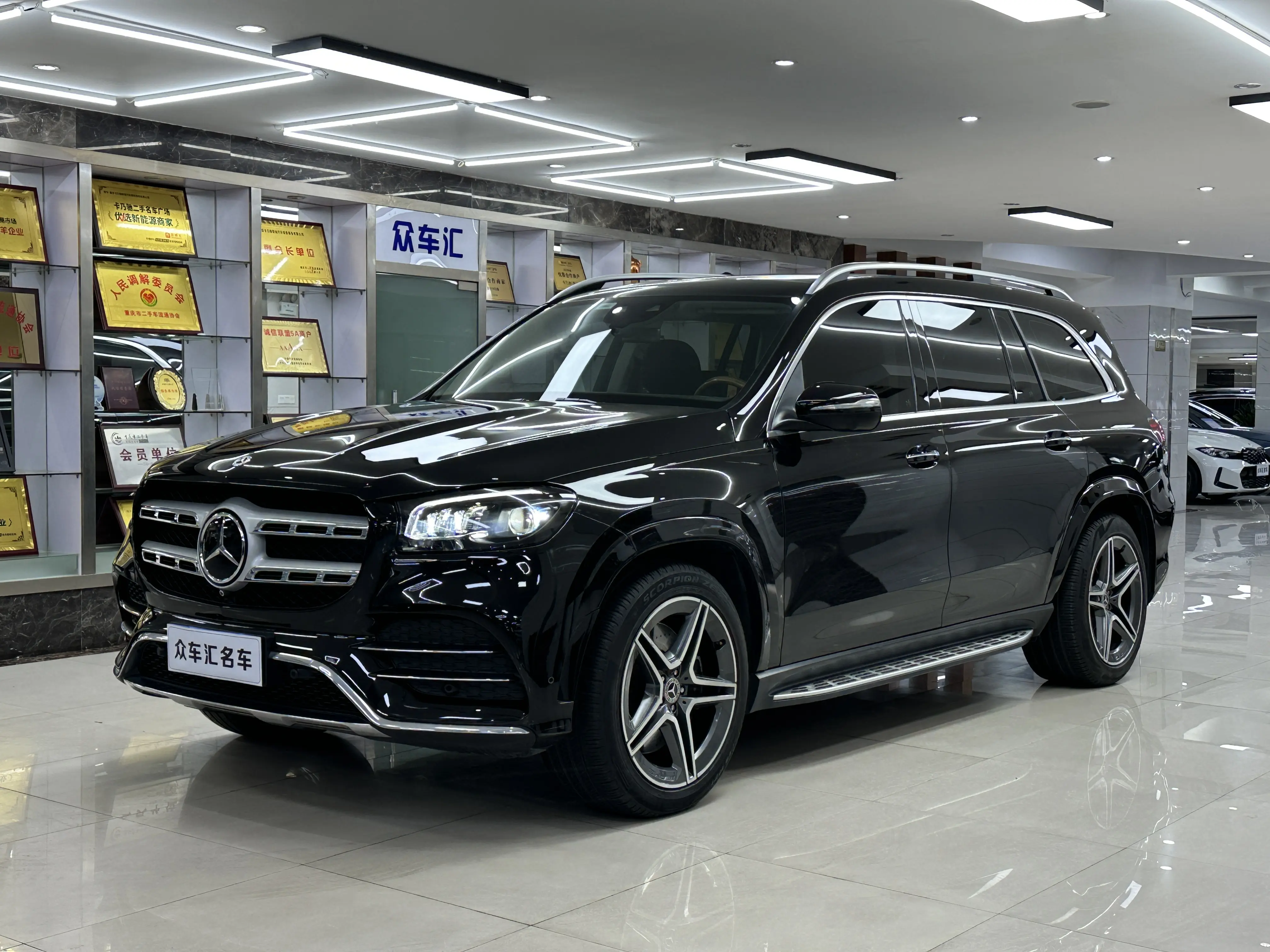 Mercedes-Benz Mercedes Benz GLS