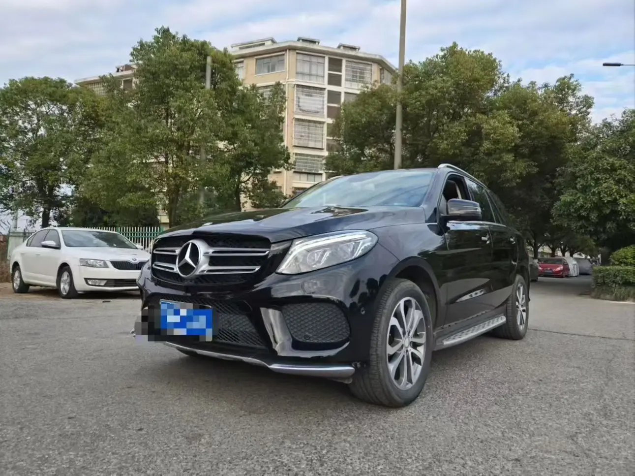 Mercedes-Benz GLE (Imported)