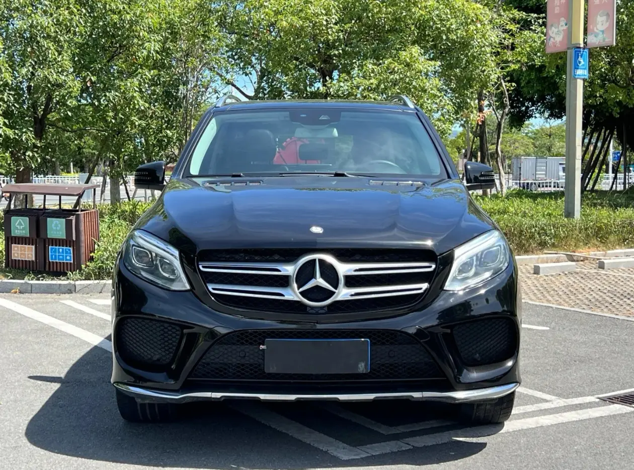 Mercedes-Benz GLE (Imported)