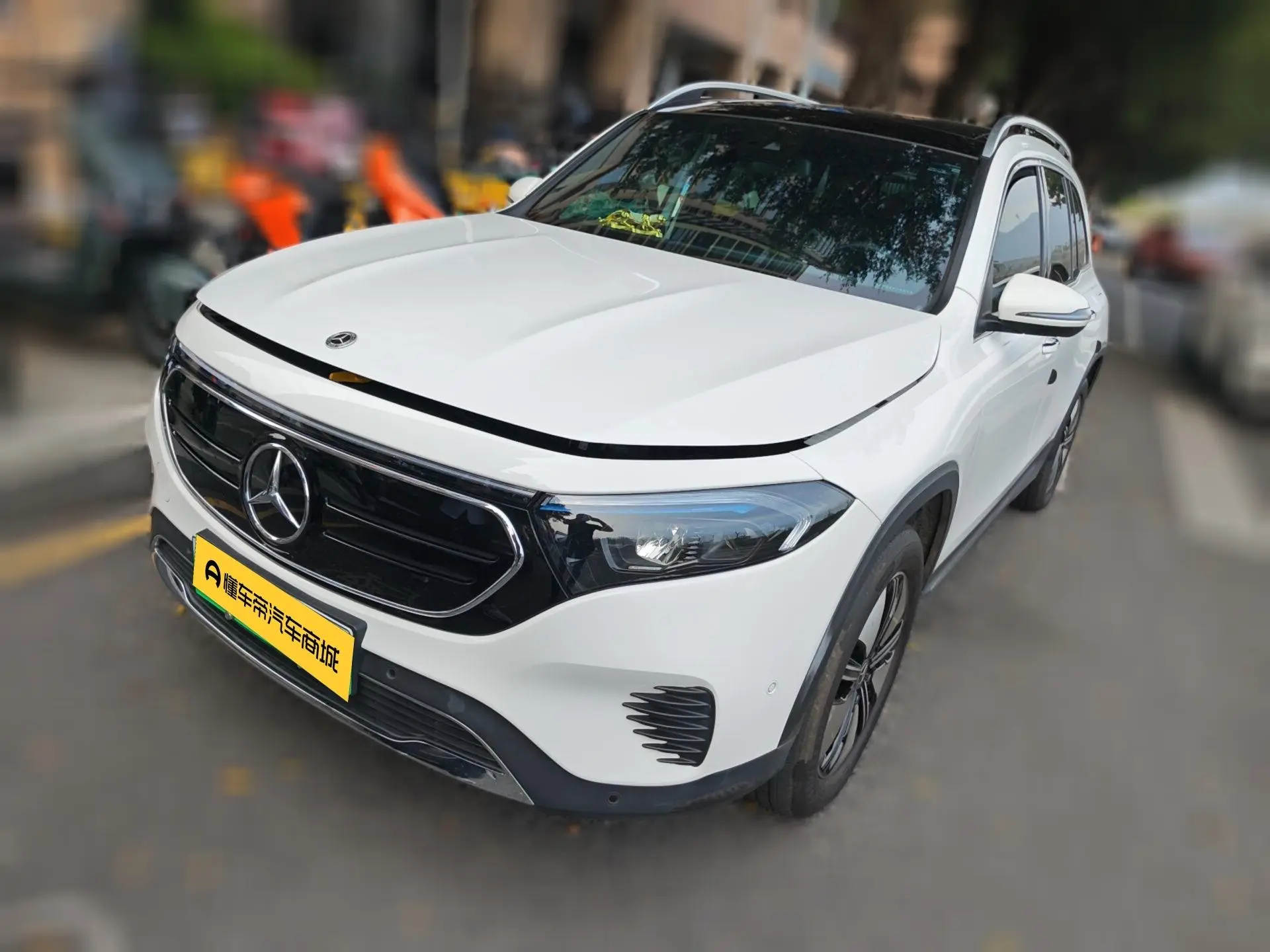 Mercedes-Benz EQB  из Китая