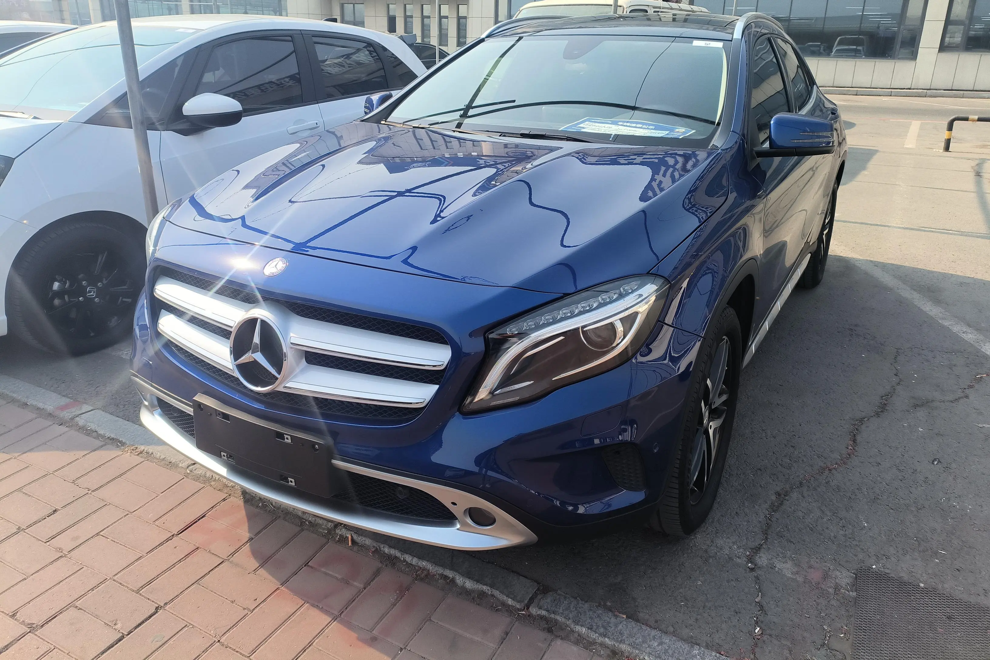 Mercedes-Benz GLA