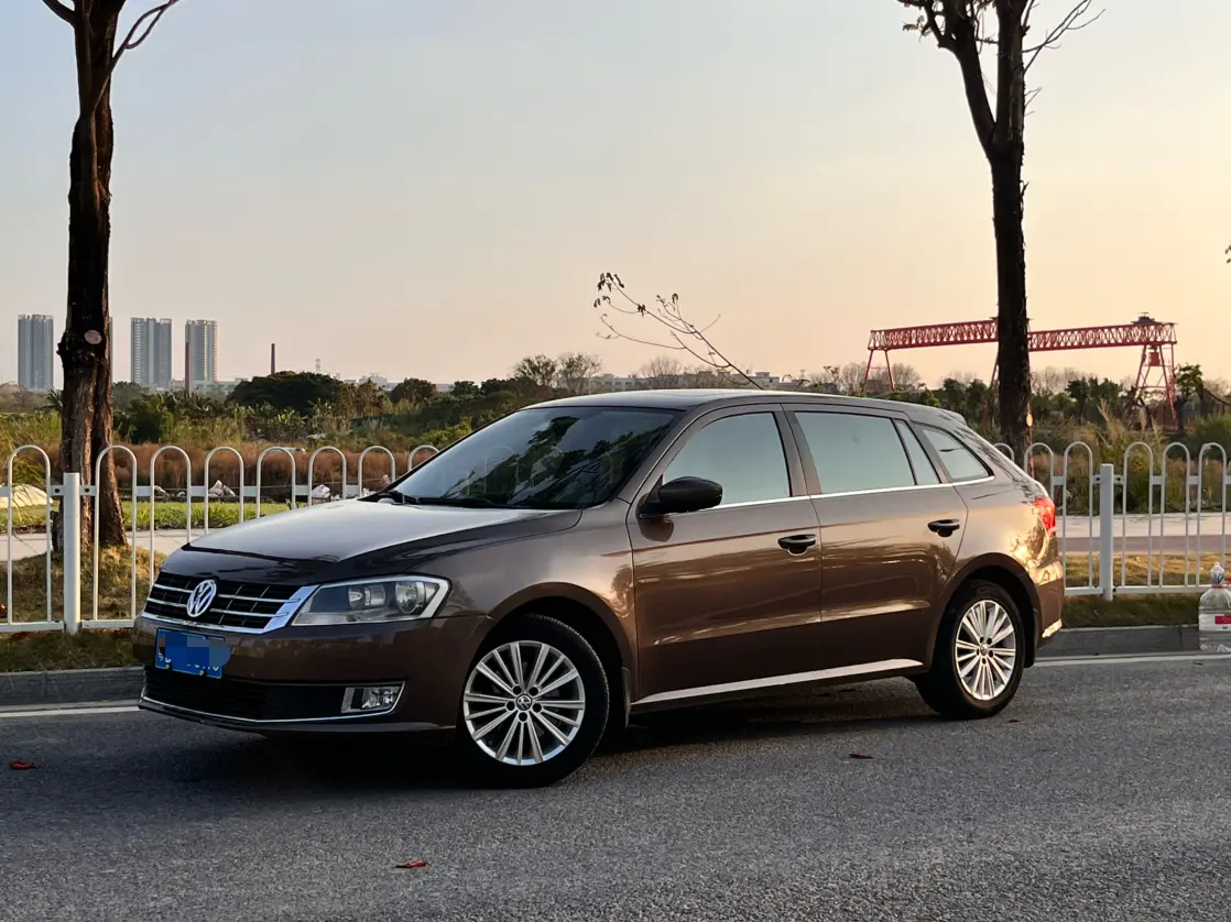 Volkswagen Langxing  из Китая