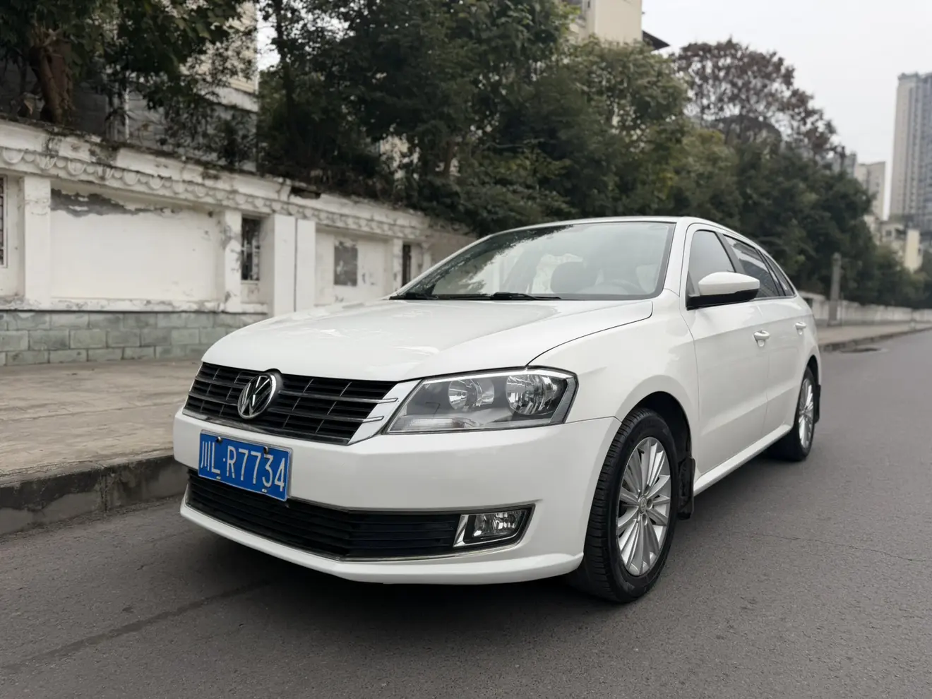 Volkswagen Langxing  из Китая