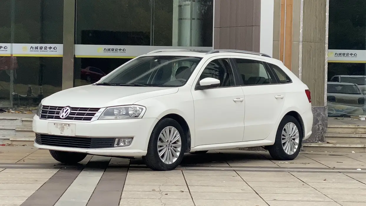 Volkswagen Langxing  из Китая