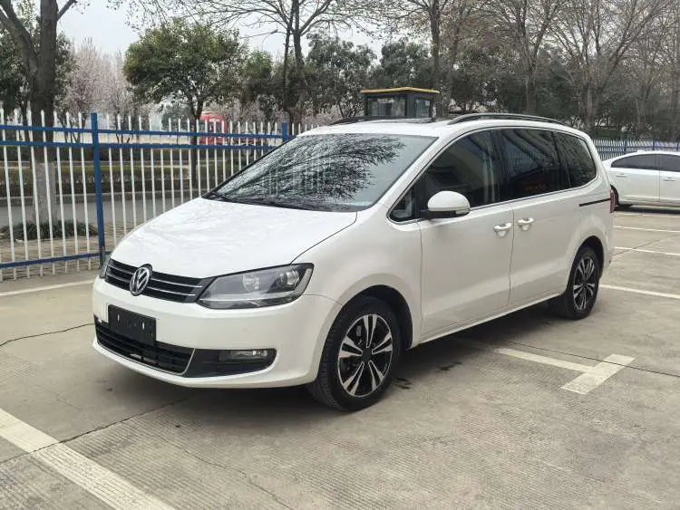 Volkswagen Sharon