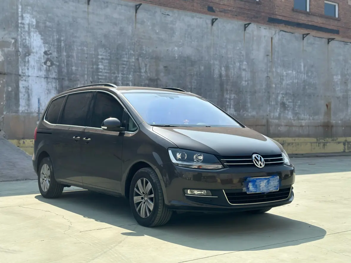 Volkswagen Sharon