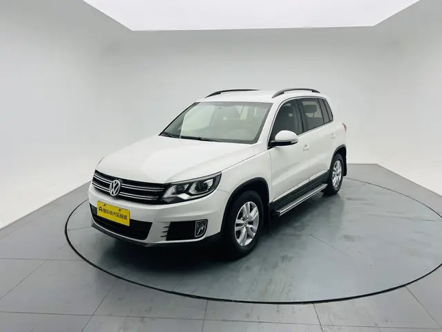 Volkswagen Tiguan (Tharu)