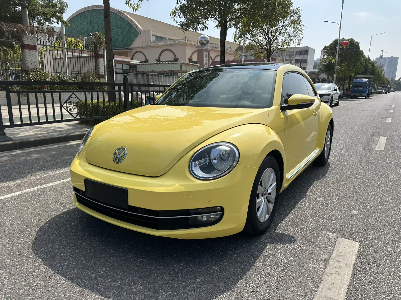 Volkswagen Beetle  из Китая