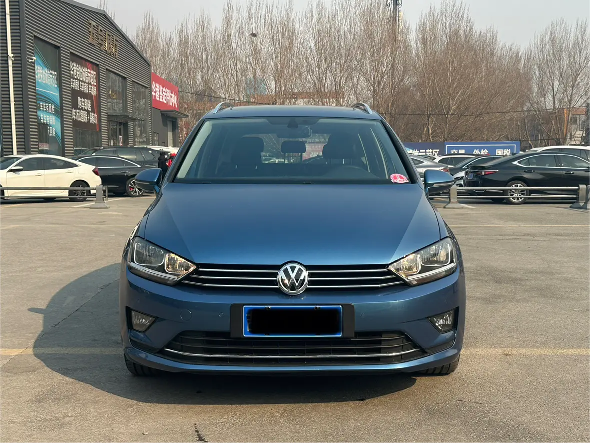 Volkswagen Golf·Jialu  из Китая