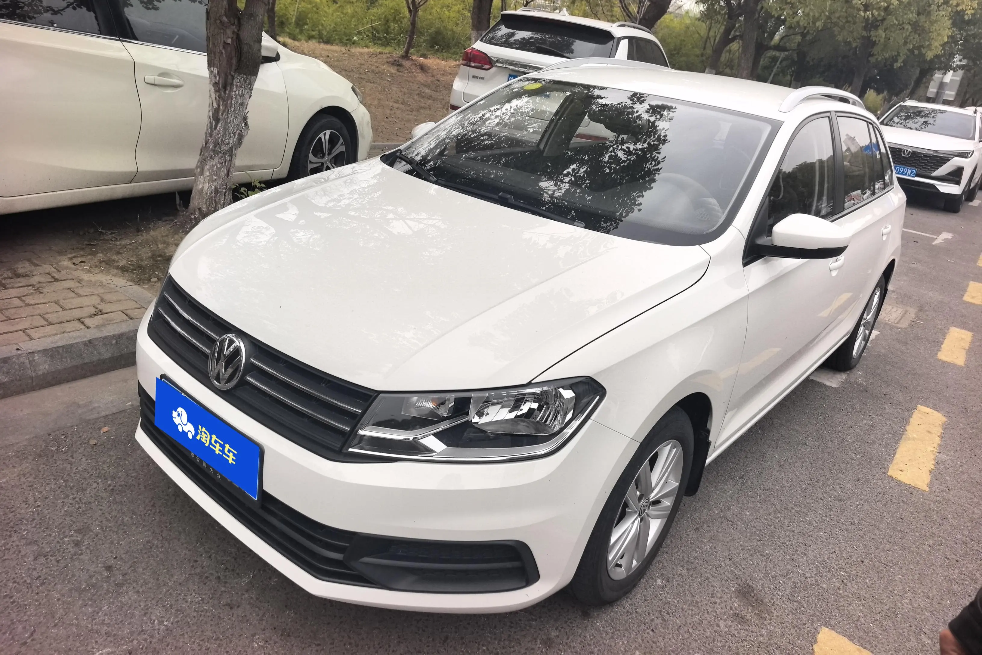 Volkswagen Santana  из Китая