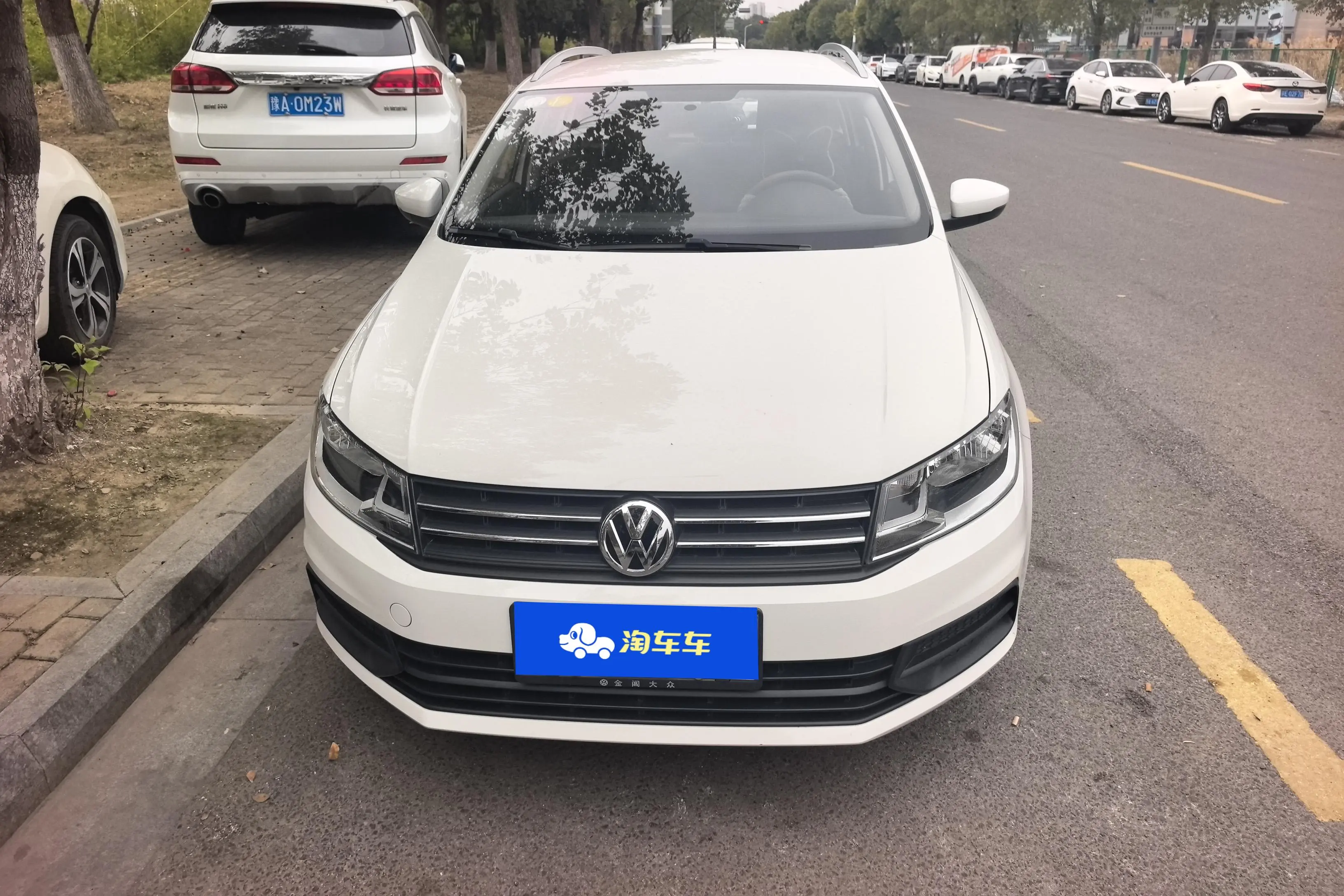 Volkswagen Santana  из Китая