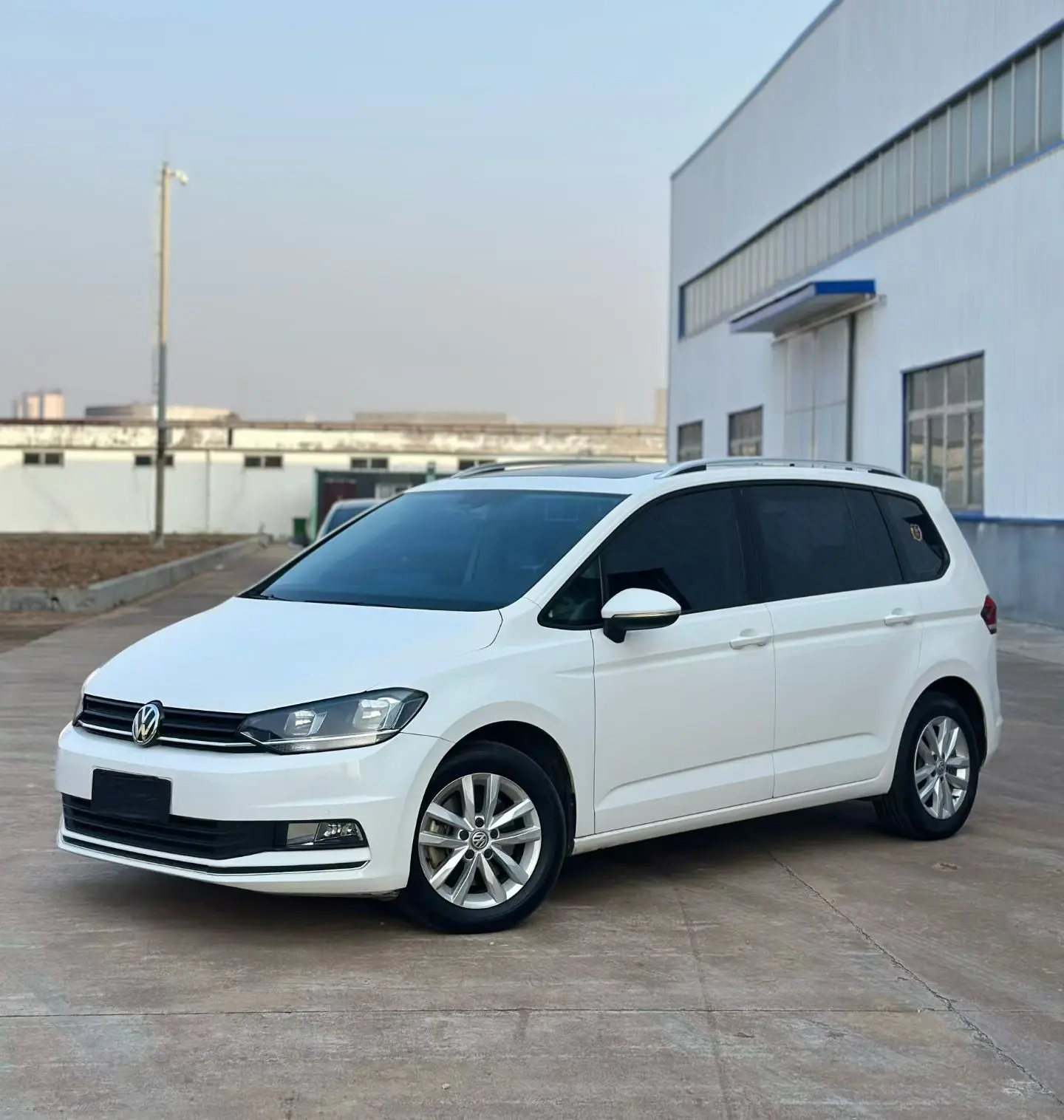 Volkswagen Touran L