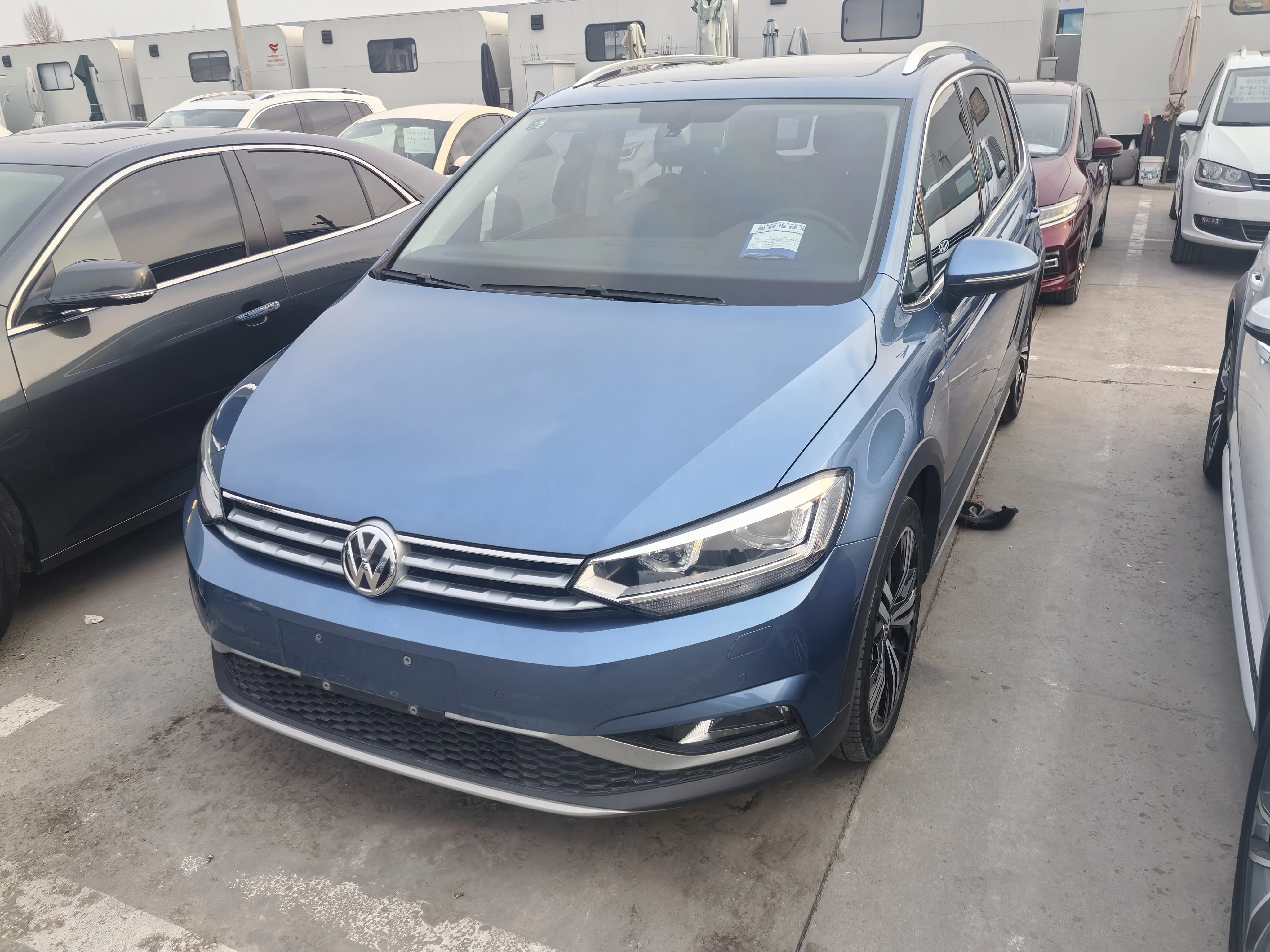 Volkswagen Touran L