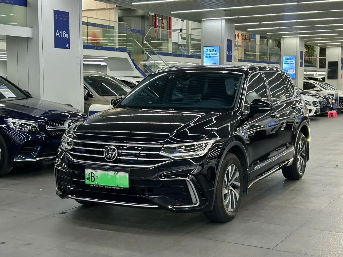 Volkswagen Tiguan L PHEV