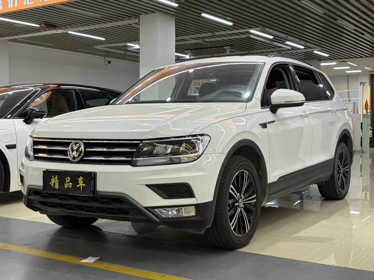 Volkswagen Tiguan L
