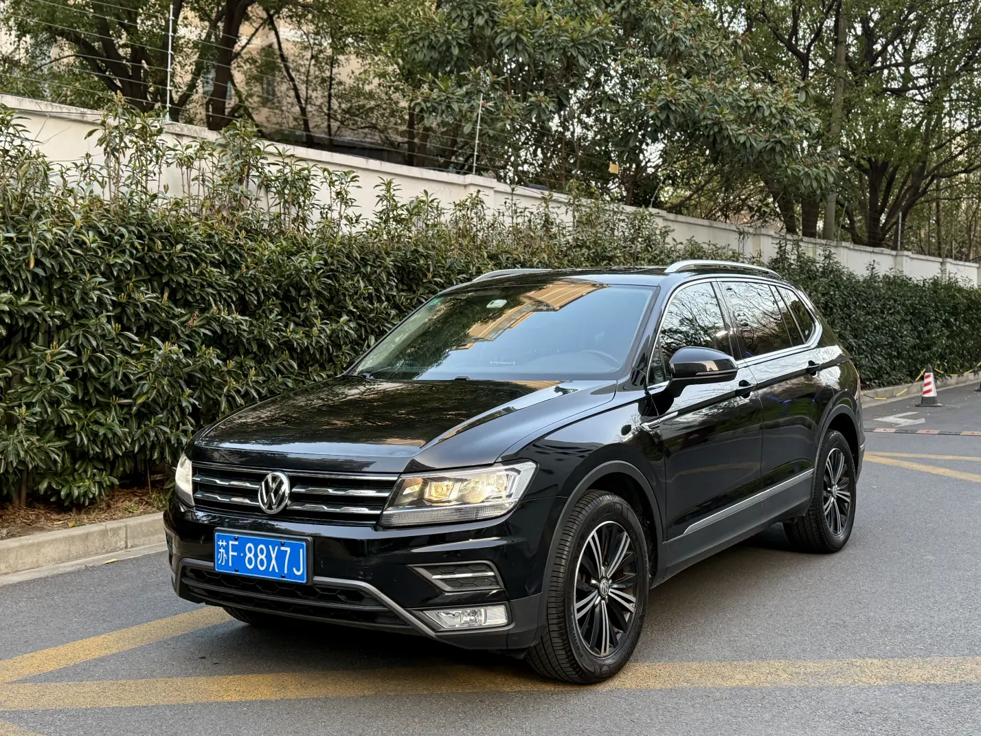 Volkswagen Tiguan L