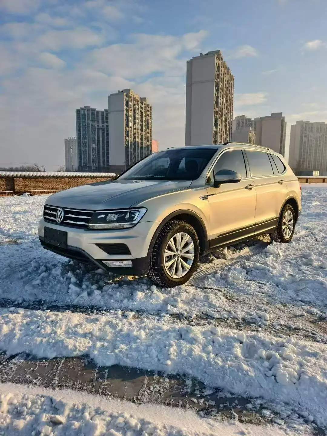 Volkswagen Tiguan L  из Китая