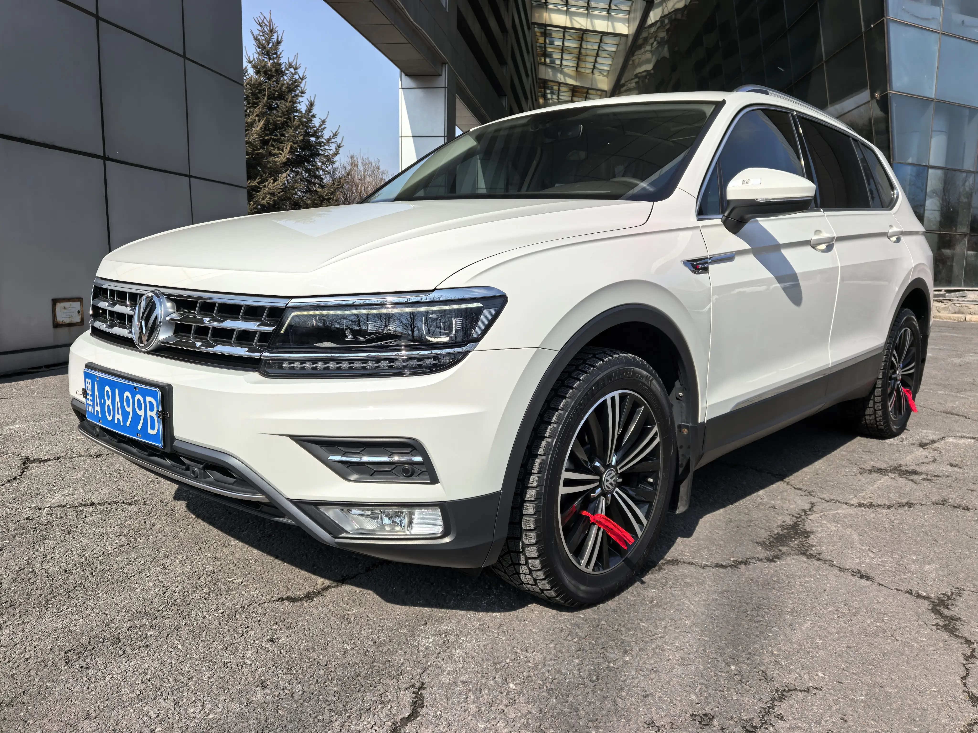 Volkswagen Tiguan L