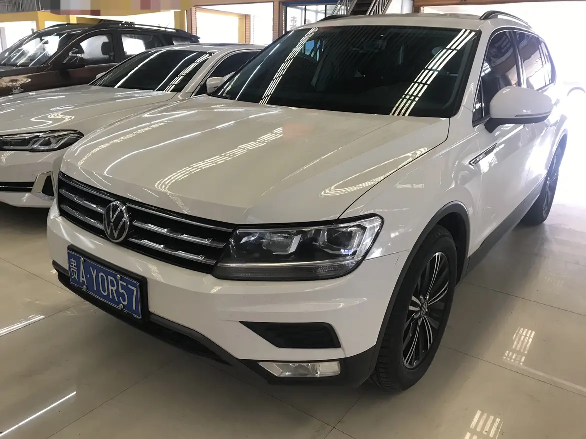 Volkswagen Tiguan L