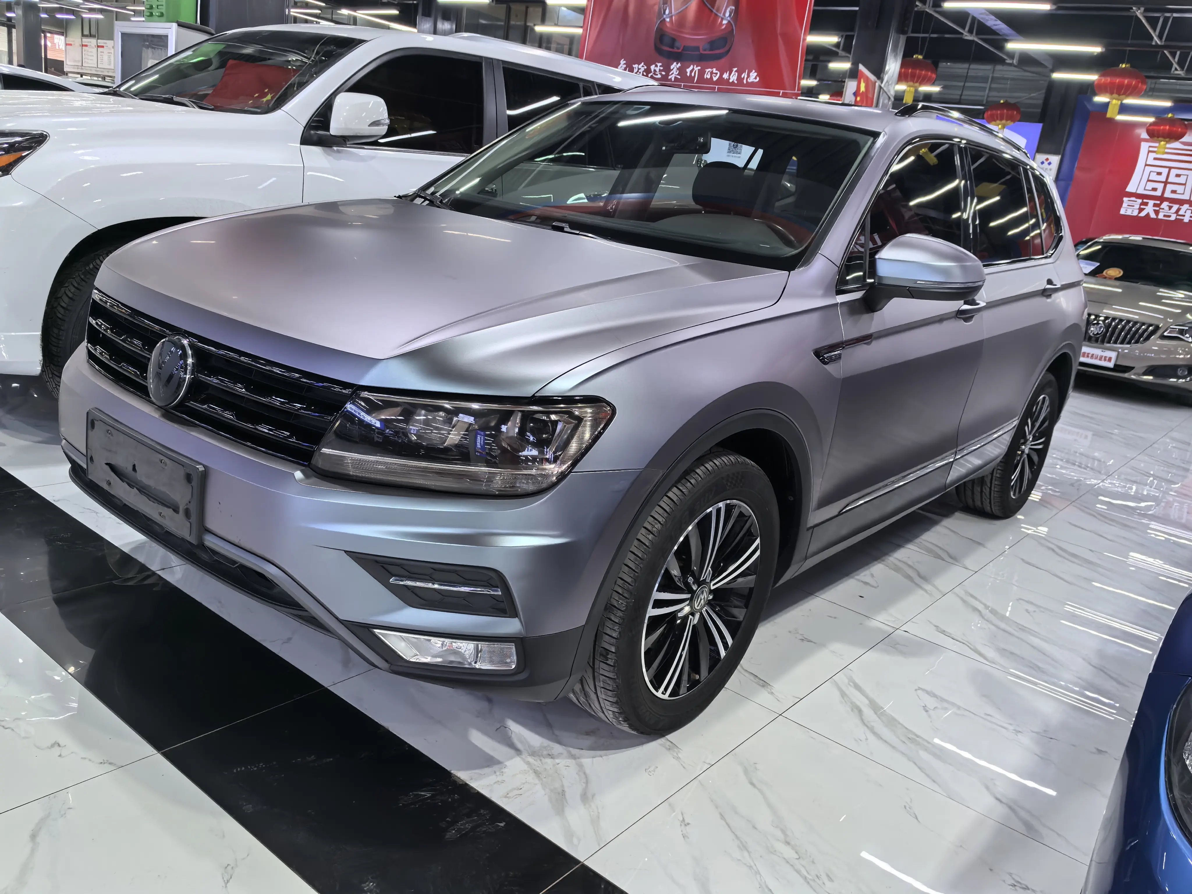 Volkswagen Tiguan L