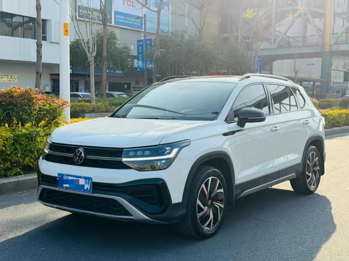 Volkswagen Tharu