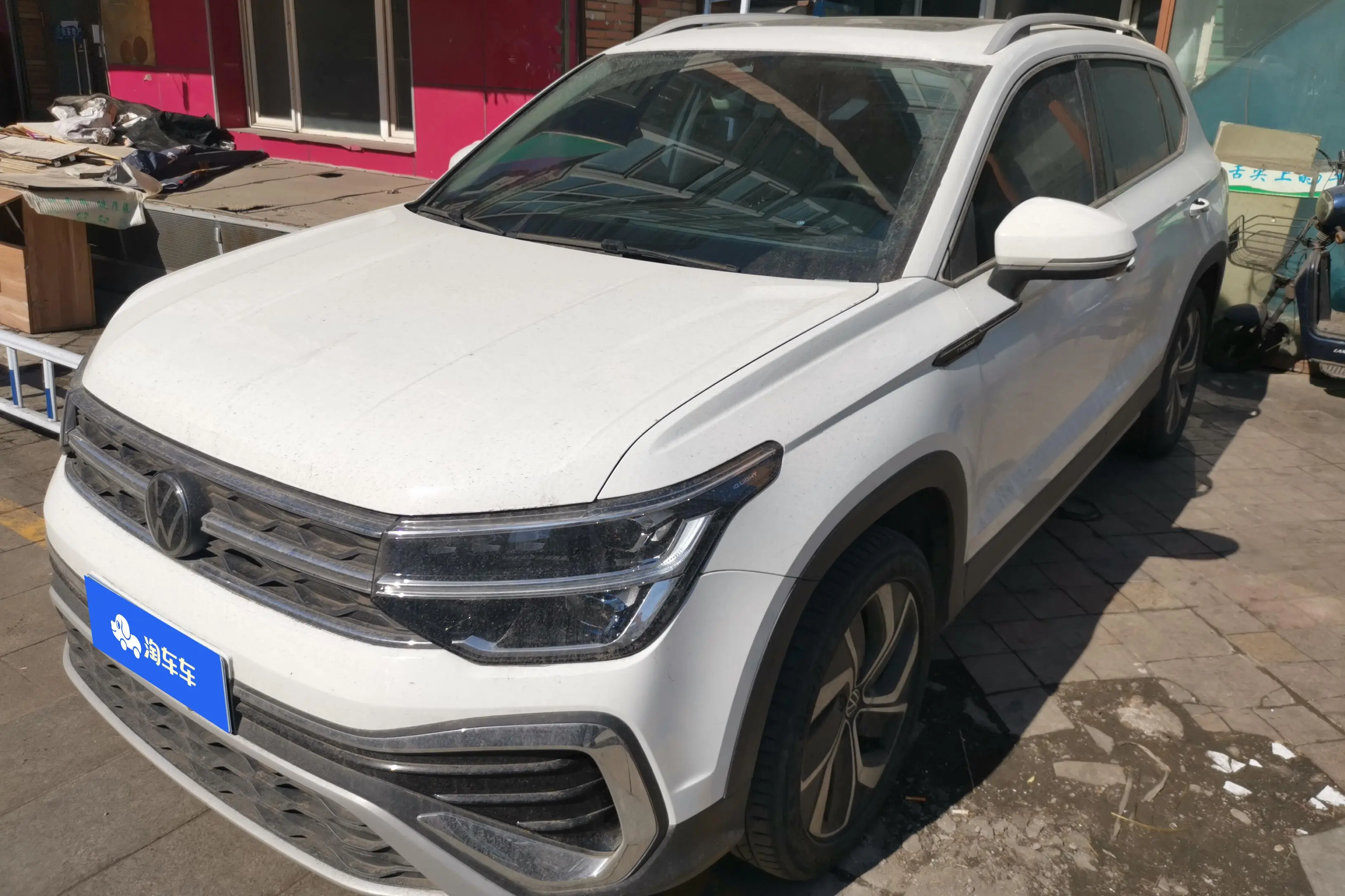 Volkswagen Tharu