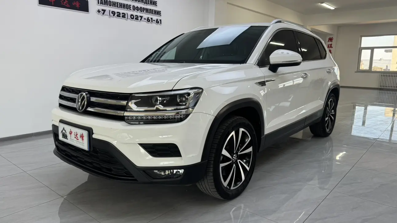 Volkswagen Tharu