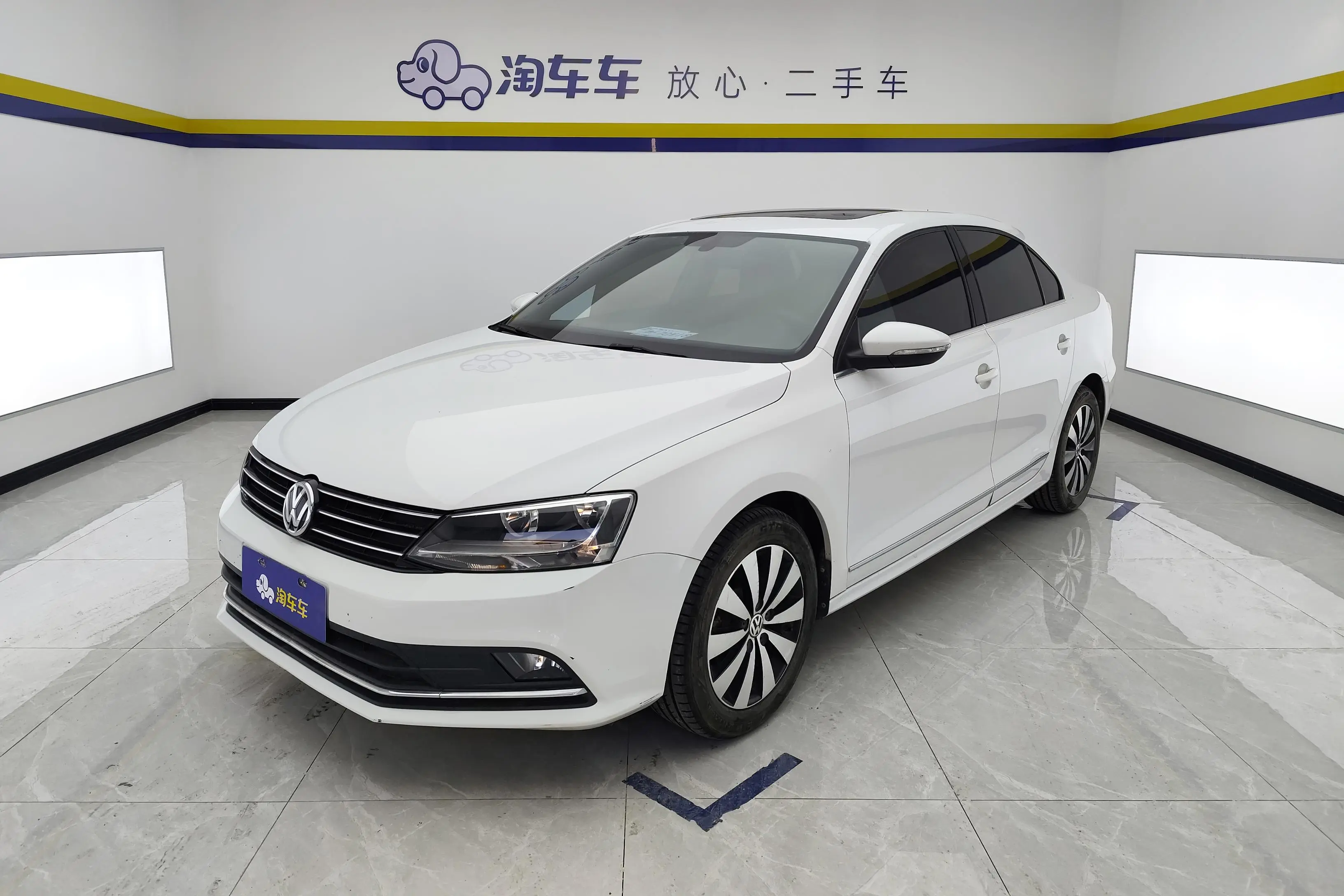 Volkswagen Sagitar