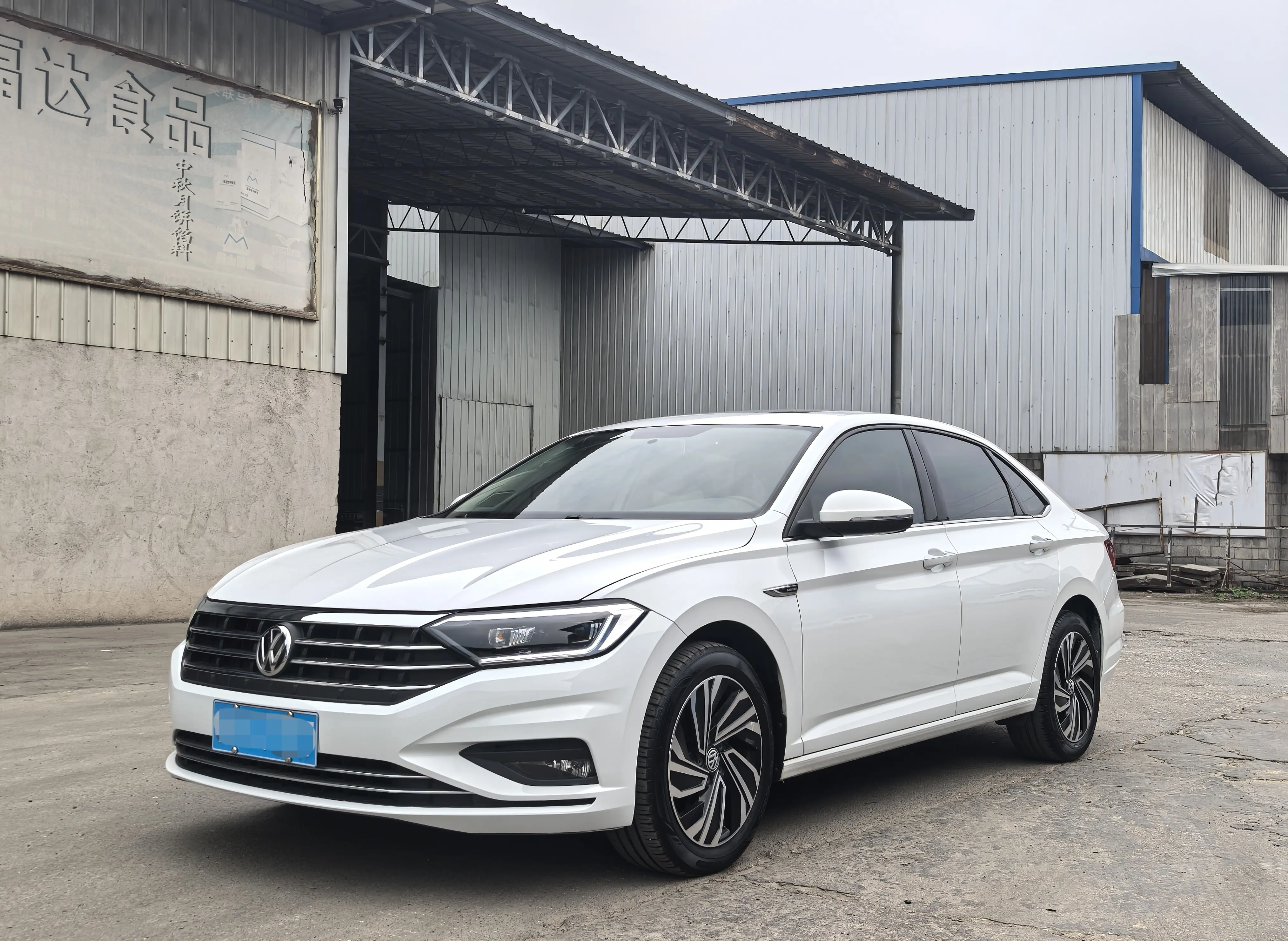 Volkswagen Sagitar