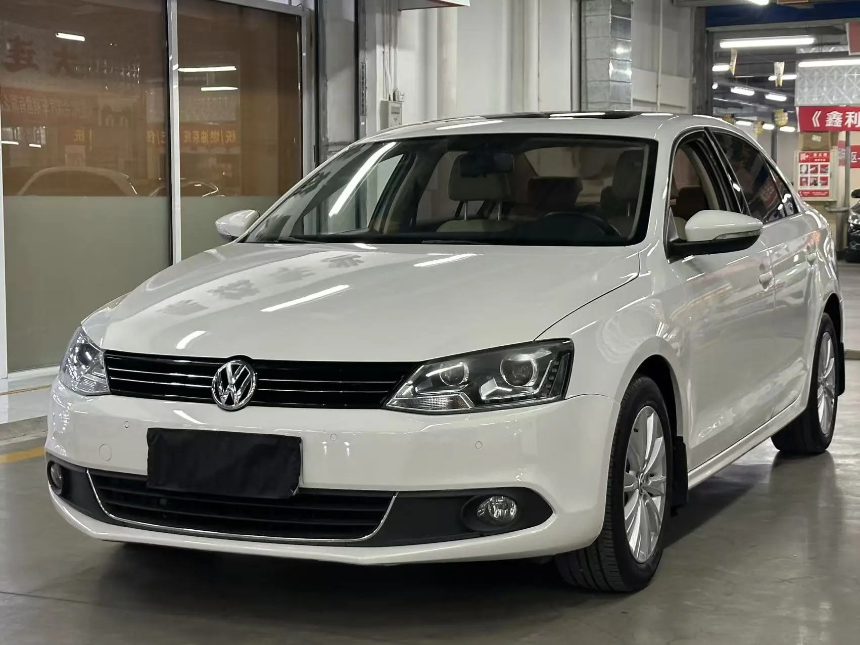 Volkswagen Sagitar