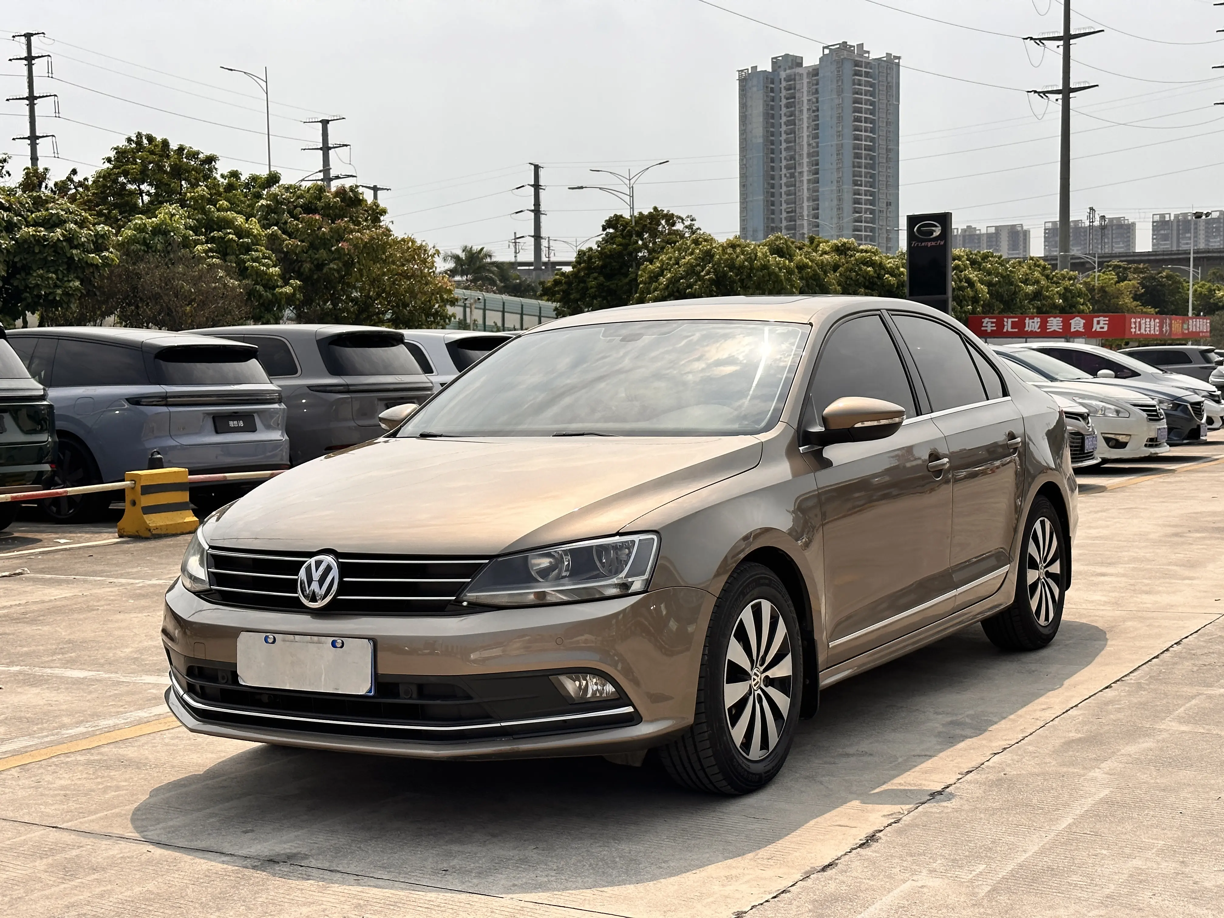 Volkswagen Sagitar