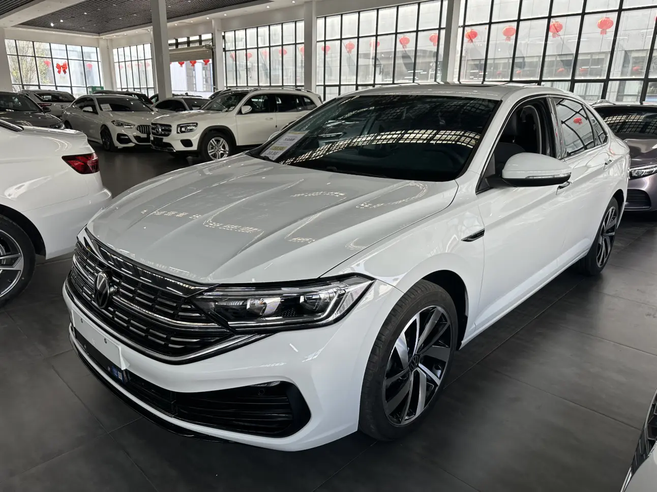 Volkswagen Sagitar