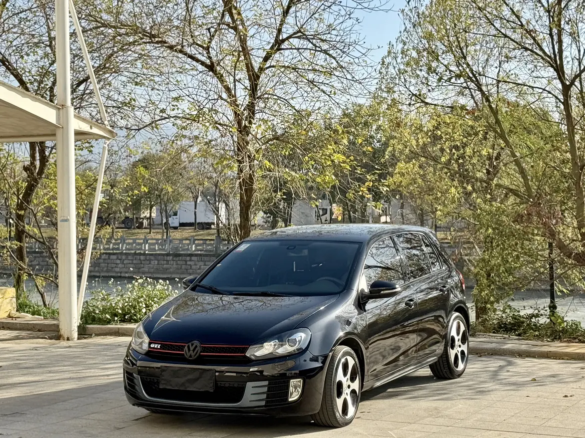 Volkswagen Golf GTI  из Китая