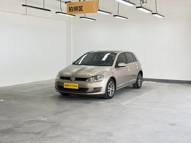 Volkswagen Golf  из Китая